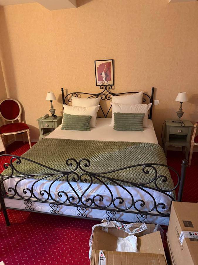 Logis Hôtel Auberge Lukaïna in Urrugne, Région de Bayonne