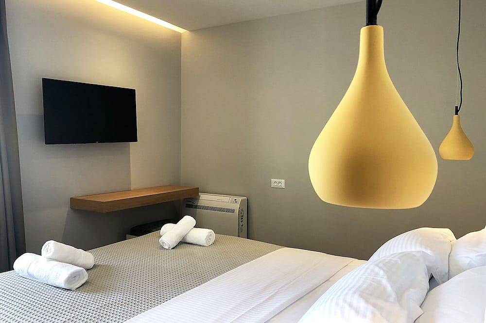 Riverstone Villa 1 2Bed 2bath near Kalogria beach in Stoupa, Messenia region