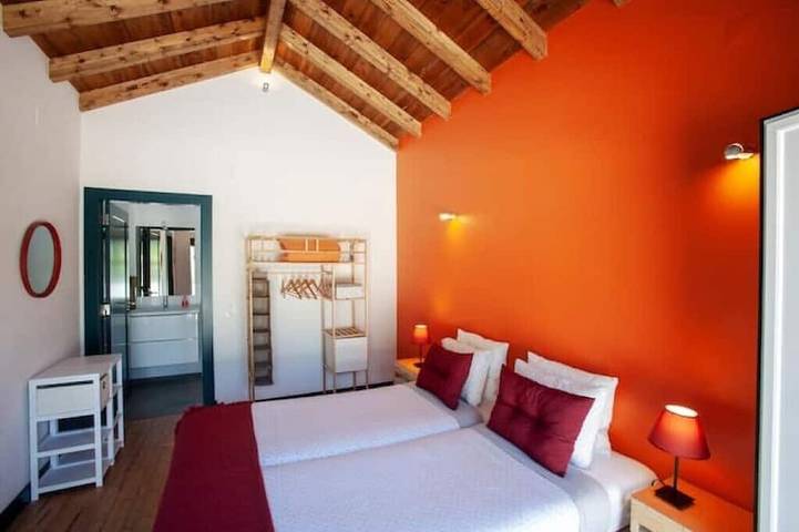 Casa rural para 8 personas, con terraza y jardín, Se admiten mascotas - 1