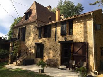 Gîte pour 3 personnes, avec terrasse et jardin à Coux-et-Bigaroque