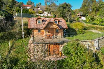 Ferienhaus für 4 Personen, mit Balkon, kinderfreundlich in Slowenien