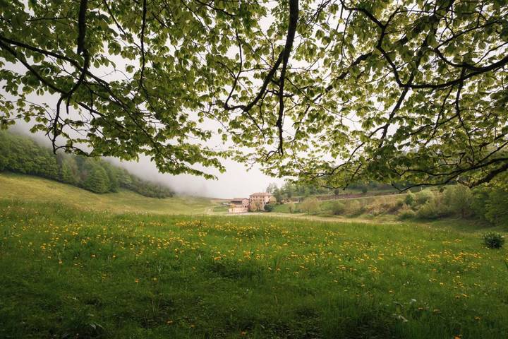 Location de vacances pour 8 personnes, avec piscine et jardin à Bouvante