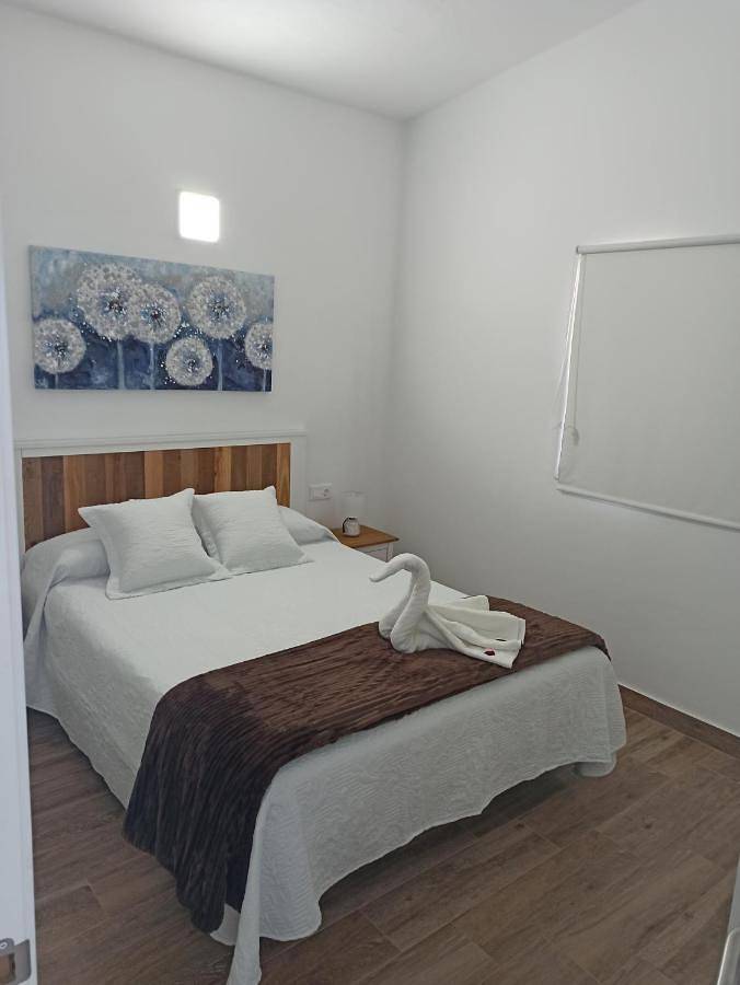 Chalet para 4 personas, con piscina además de terraza y vistas en El Hierro - 2