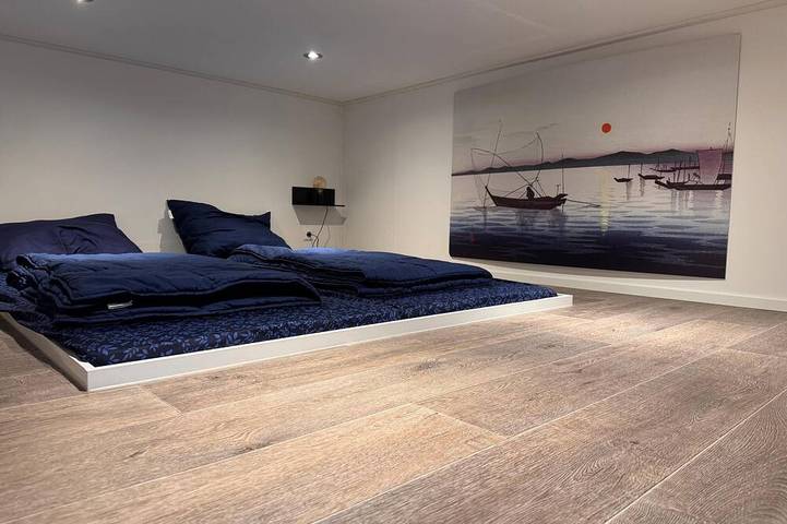 Neu: jetzt mit Zaun & AirCo - Cube Elite Paradiso mit Traum-Blick auf das IJssel in Enkhuizen, Ijsselmeer