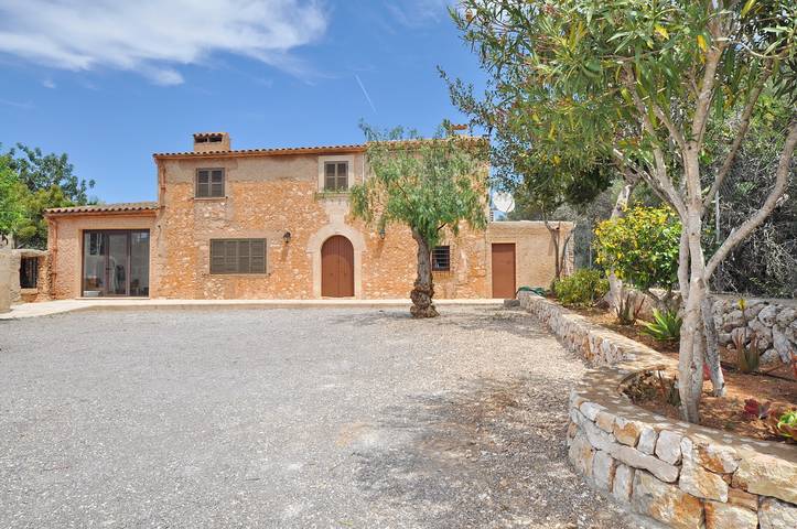 Finca für 6 Personen, mit Pool und Terrasse in Cala Mondrago - 2