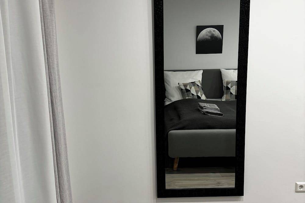 Ganze Wohnung, Moderne 2-Zimmer-Wohnung - Küche - Balkon - Wifi in Waiblingen, Rems-Murr-Kreis