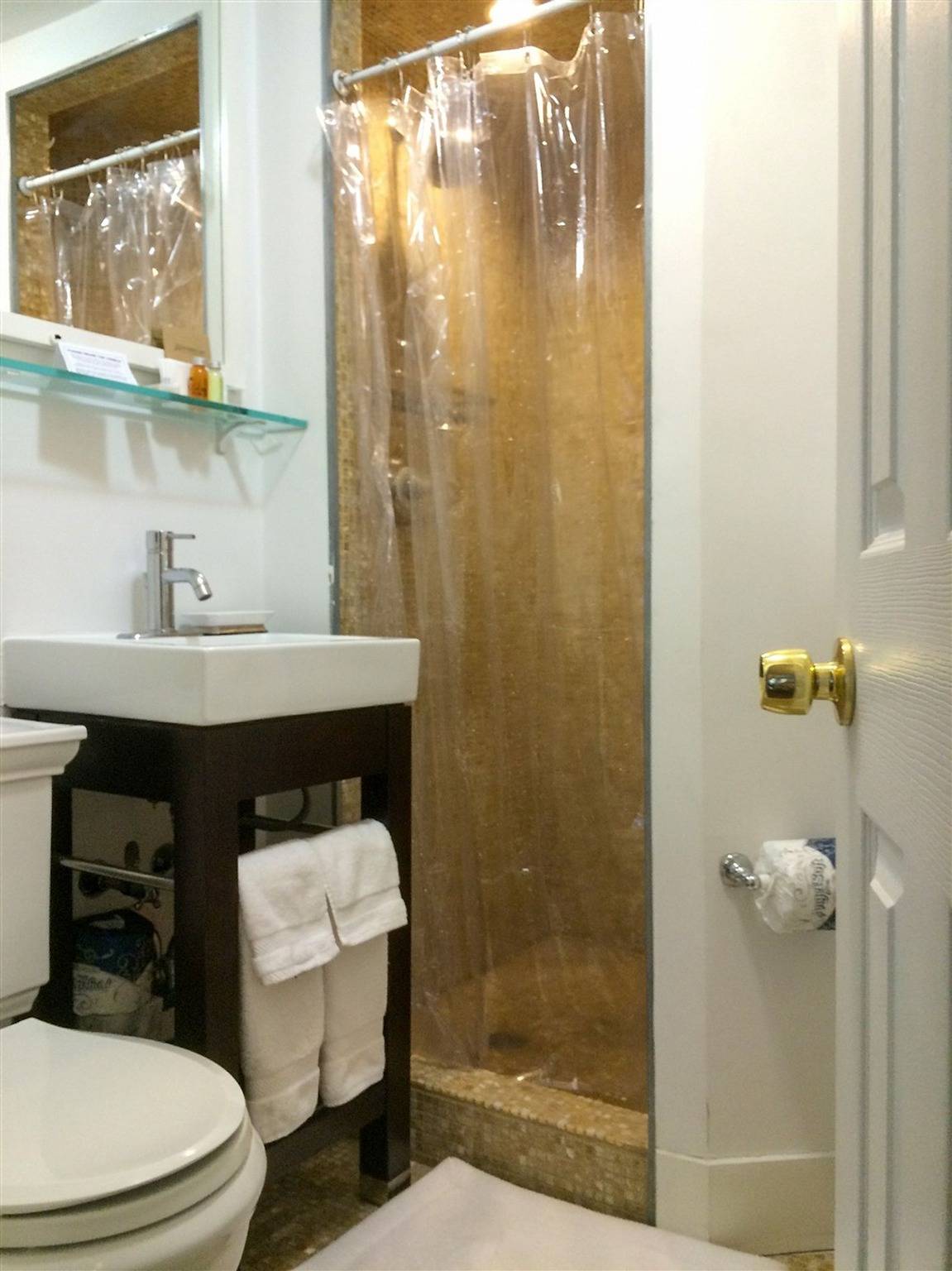 Entire studio, The Lahore Room in New York in Manhattan, New York City