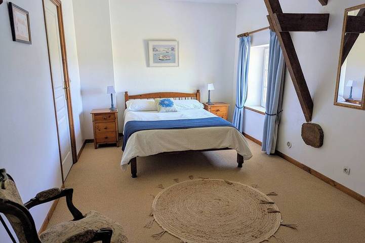 Gîte pour 8 personnes, avec jardin et piscine à Vesly - 3