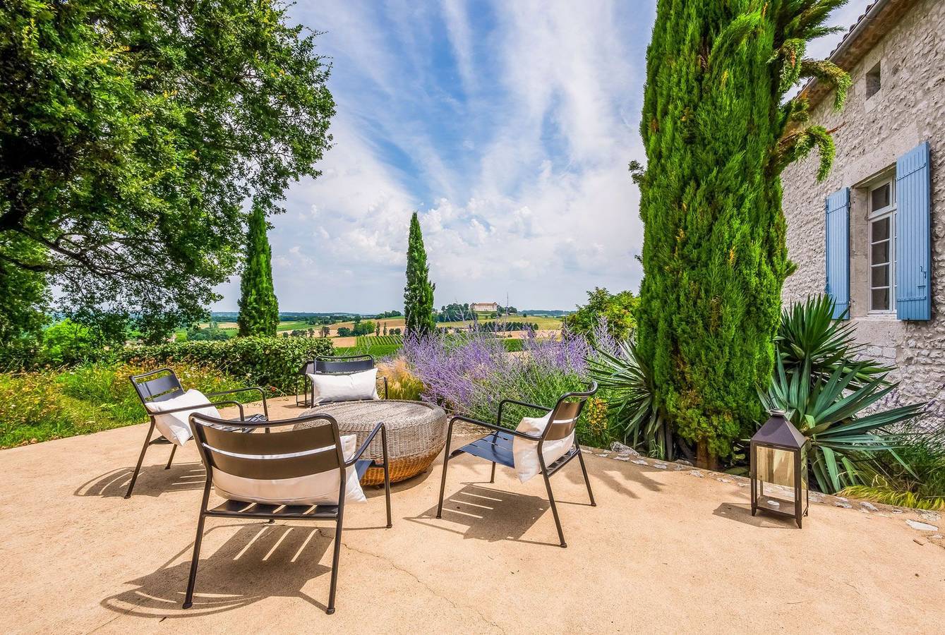 Villa pour 6 personnes avec piscine in Loubès-Bernac, Région de Marmande