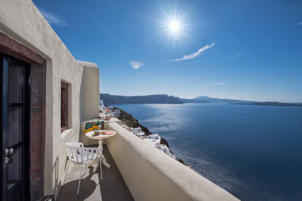 Aerie schönes Haus, das Herz von Oias traditioneller Siedlung, Caldera-Aussicht in Oia, Santorin