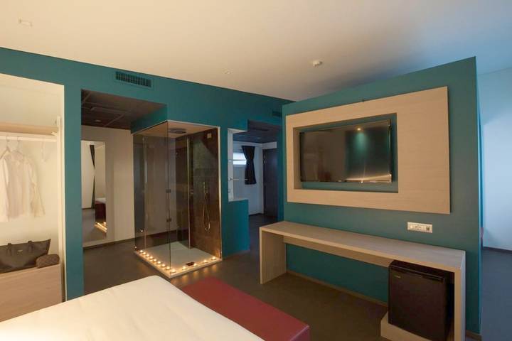 Hôtel pour 2 personnes, avec jardin et terrasse, animaux acceptés à Venzone - 4