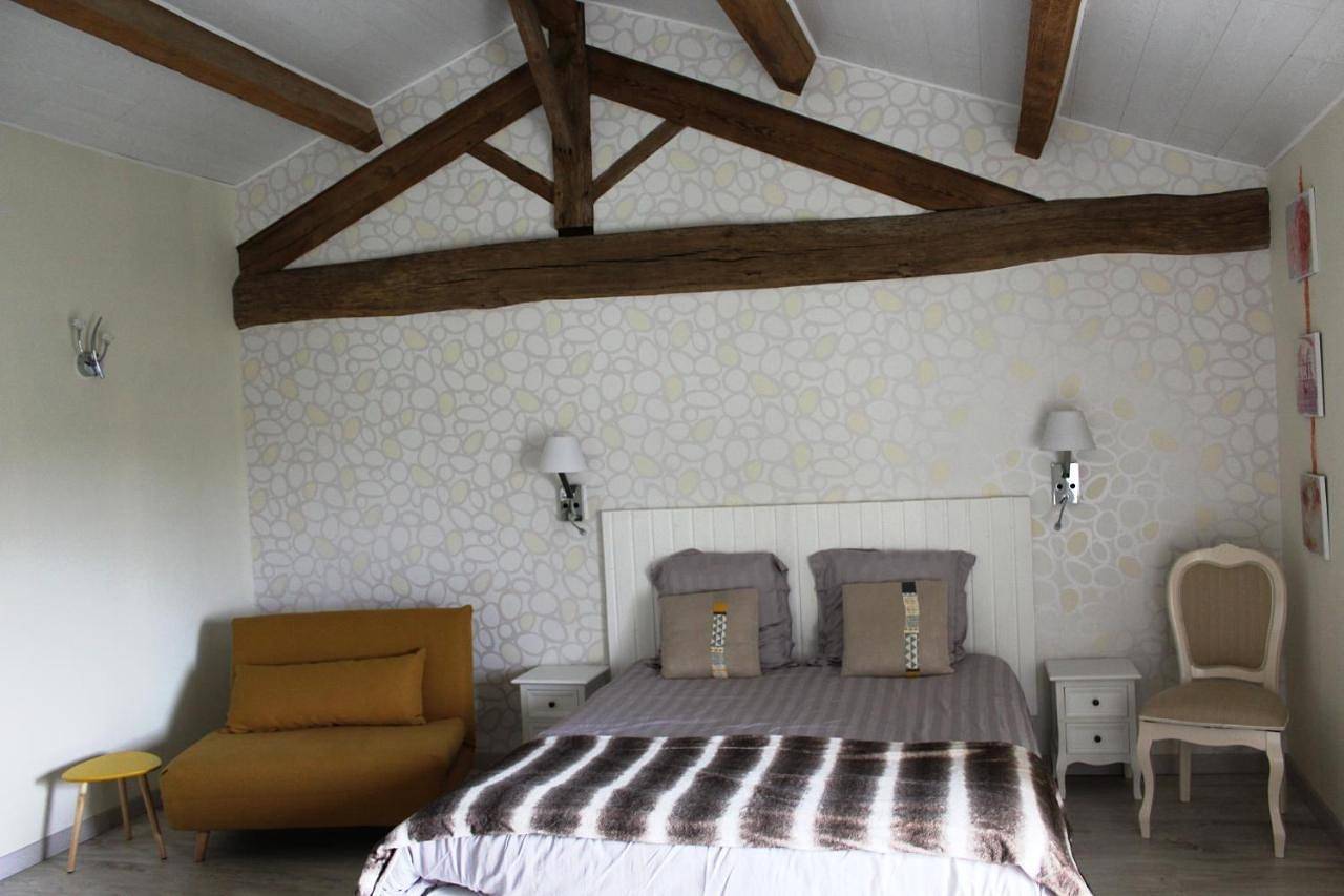 Deluxe King Suite in Vix, Fontenay-le-Comte