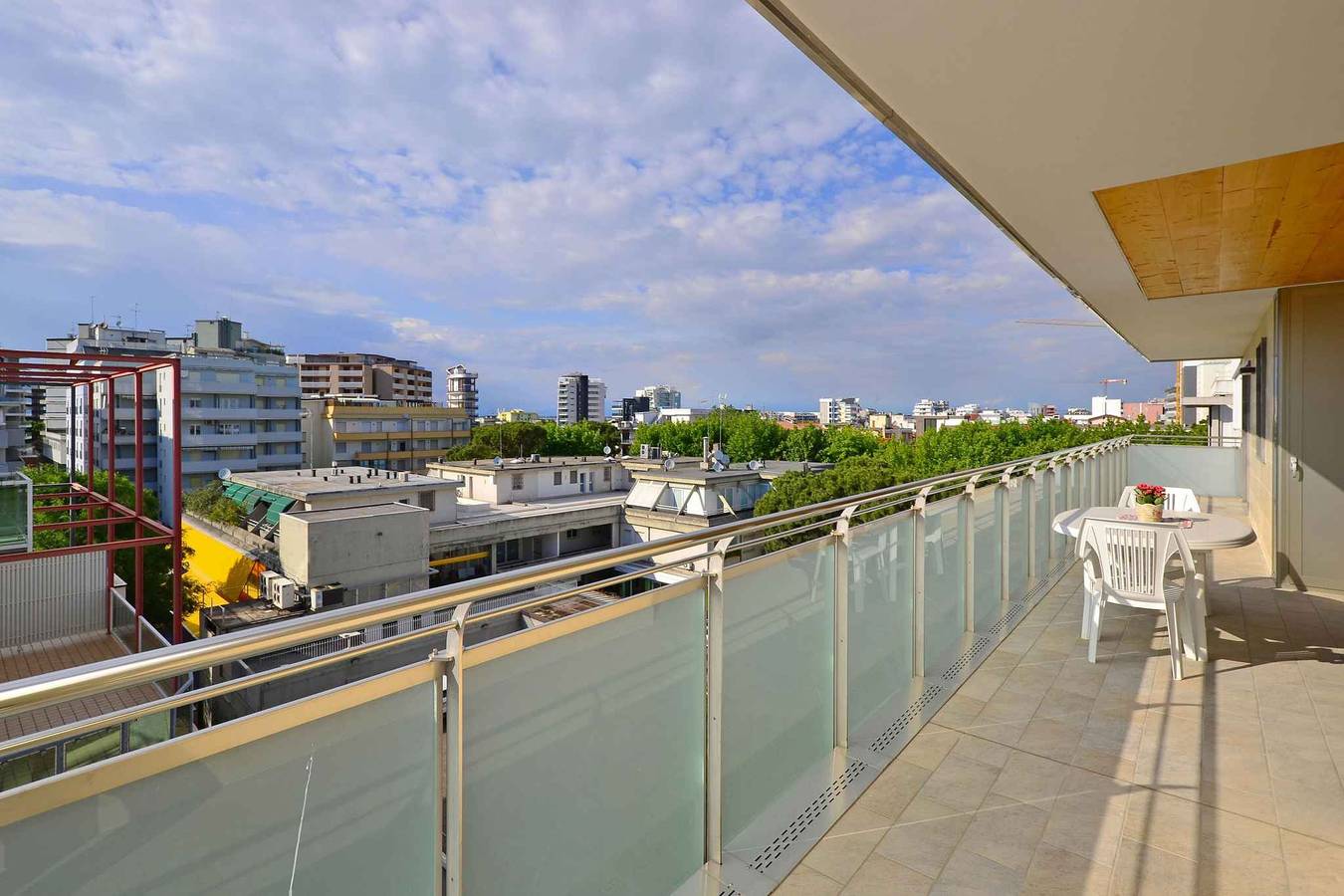 Apartamento vacacional entero, Apartamento de vacaciones con gran balcón panorámico con vista al mar in Lignano Sabbiadoro, Provincia d'Udine