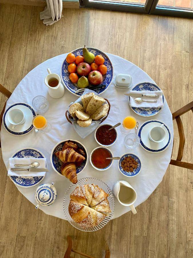 Chambre d’hôte pour 2 personnes, avec terrasse ainsi que jardin et vue à Sault - 2