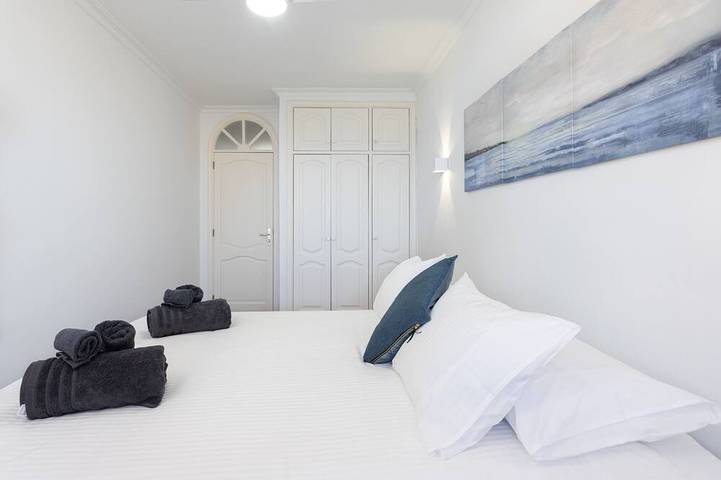Ganze Wohnung, Fantastische sonnige Penthouse-Wohnung in Playa de los Guíos, Santiago del Teide