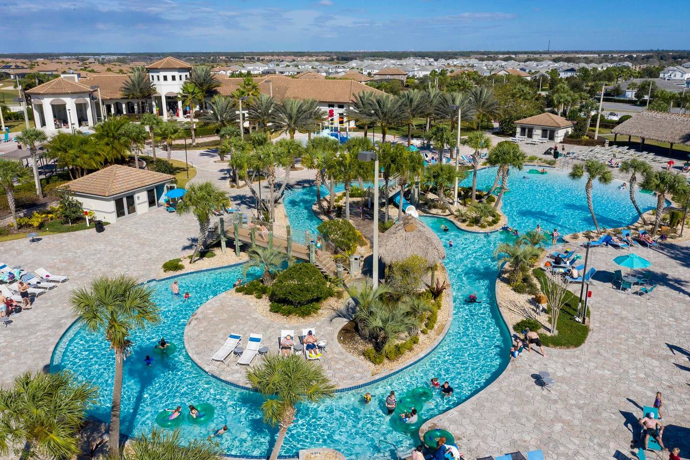 Entire apartment, Stunning 4 Bd w  Pool Close to Disney   Champions Gate 990 in Four Corners, Osceola County