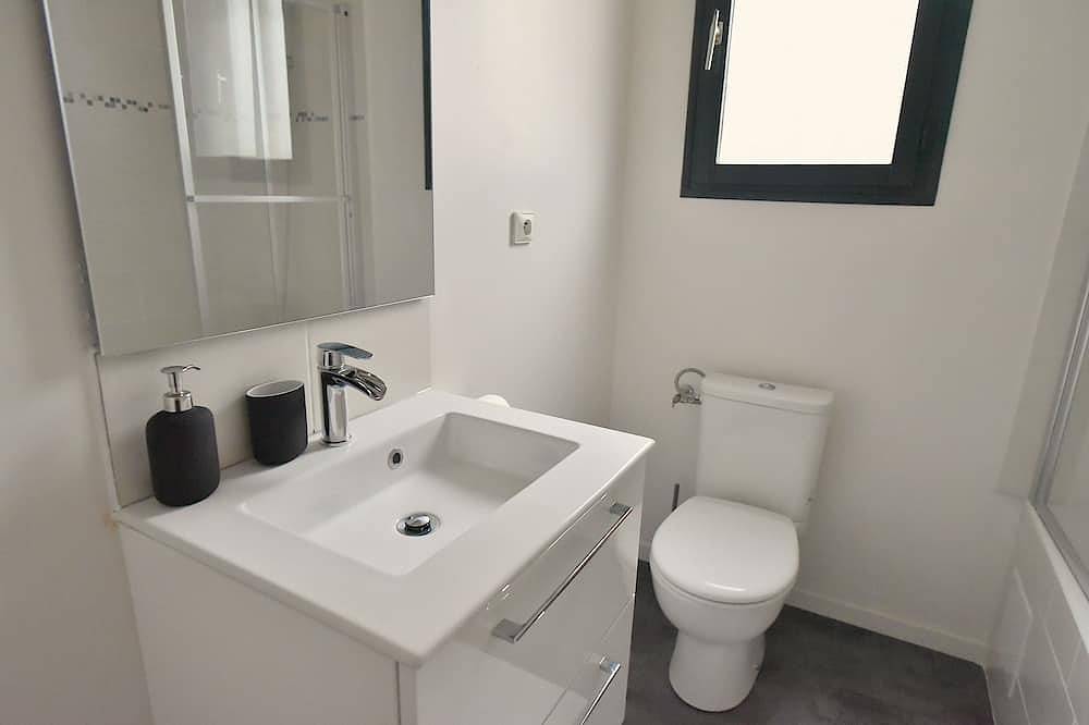 Ganze Wohnung, Cosy, fully-equipped, refurbished F2 in Vert-le-Grand, Essonne