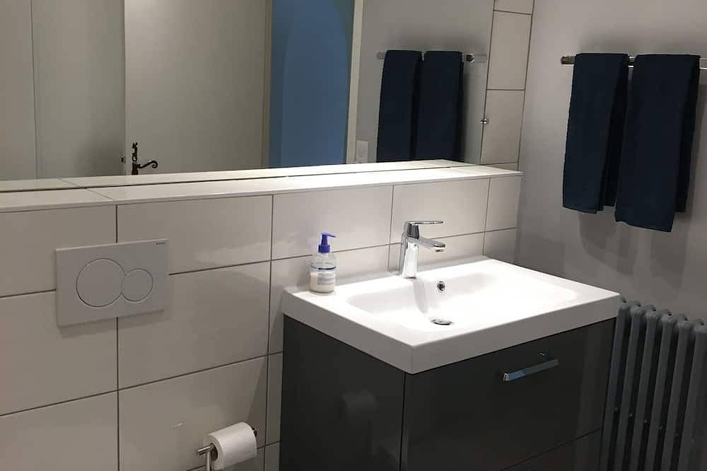 Entire apartment, Vacation rental 4 people arrière pays grassois in Cabris, Cannes region