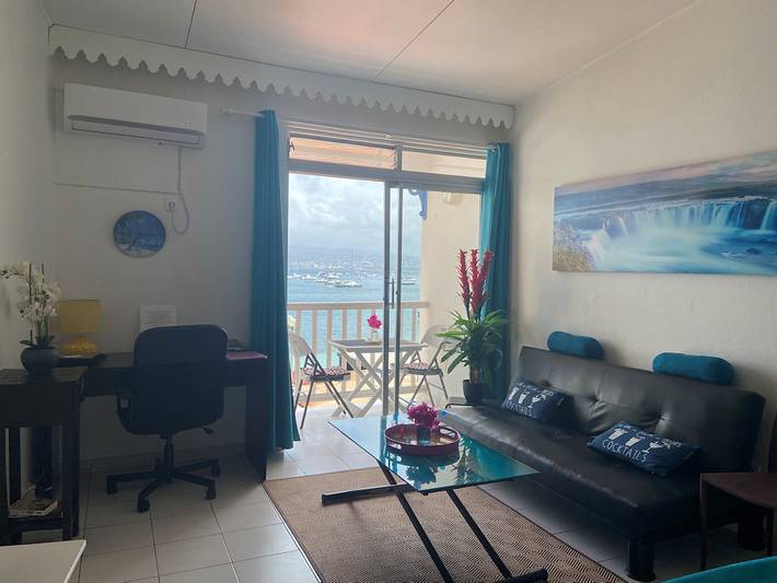Gîte pour 2 personnes, avec piscine et terrasse en Martinique - 4