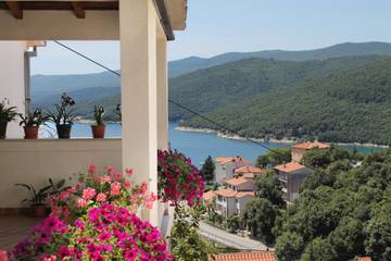 Ferienwohnung für 2 Personen, mit Balkon/Terrasse in Rabac