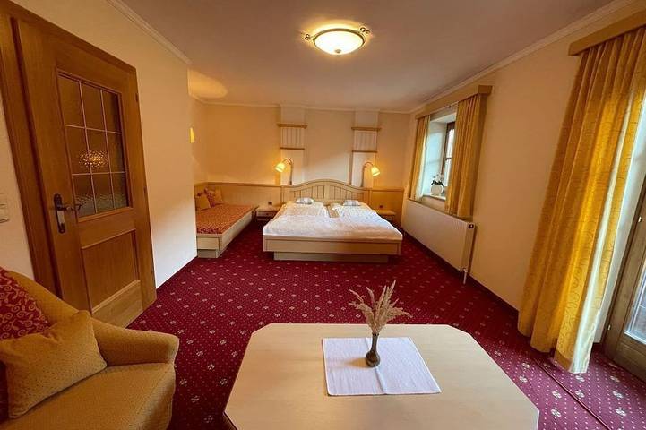 Ferienwohnung für 3 Personen, mit Balkon und Garten in Faistenau
