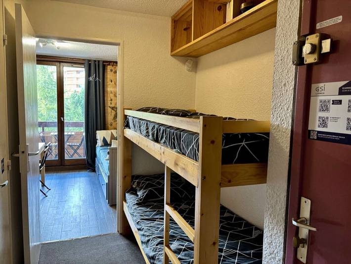 Appartement entier, Enchanteur 2 pièces pour 4 pers. avec balcon, Alpe d'Huez - proche pistes et centre in Huez, Parc national des Écrins