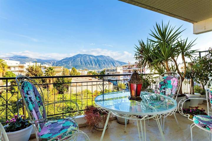 Dom dla 5 osób, z balkon/ taras, Dla rodziny w Kalamata