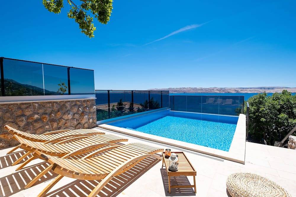 Ganze Wohnung, Apartmani Matea mit Infinity-Pool in Cesarica, Naturpark Velebit