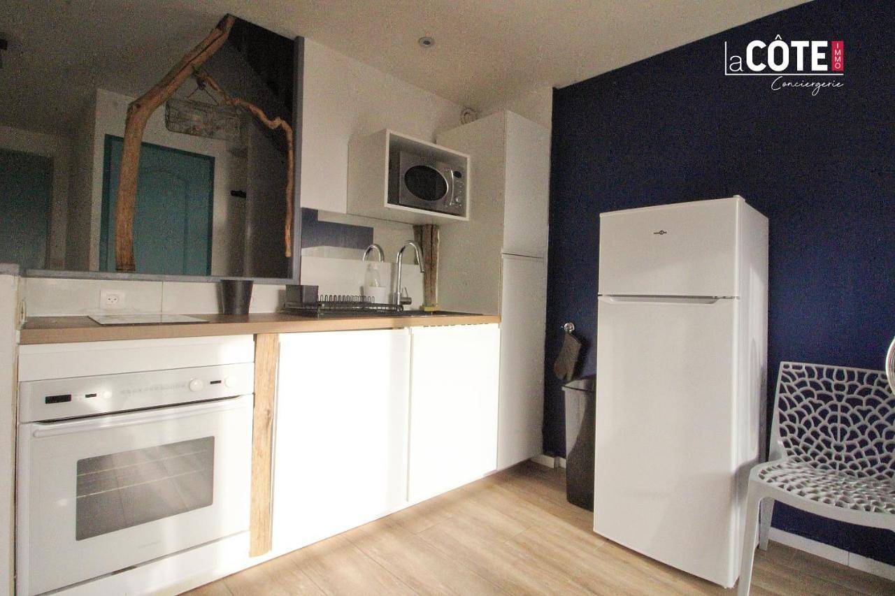 Appartement entier, Two-Bedroom Apartment in Martigues, Côte méditerranéenne (France)