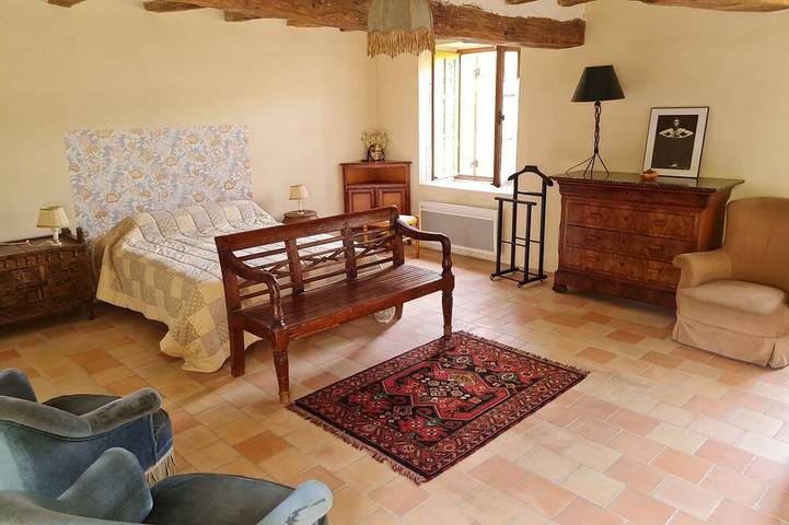 Location de vacances pour 5 personnes, avec terrasse et jardin à Restigné - 2