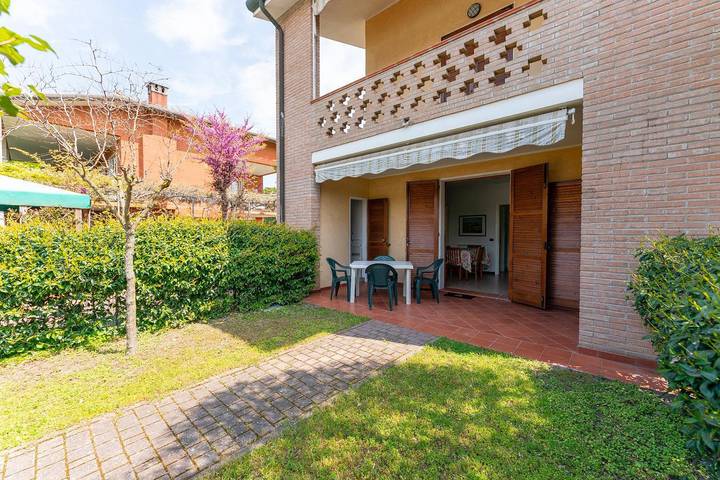 Two-Bedroom Apartment with Private Garden in Lido degli Estensi, Comacchio