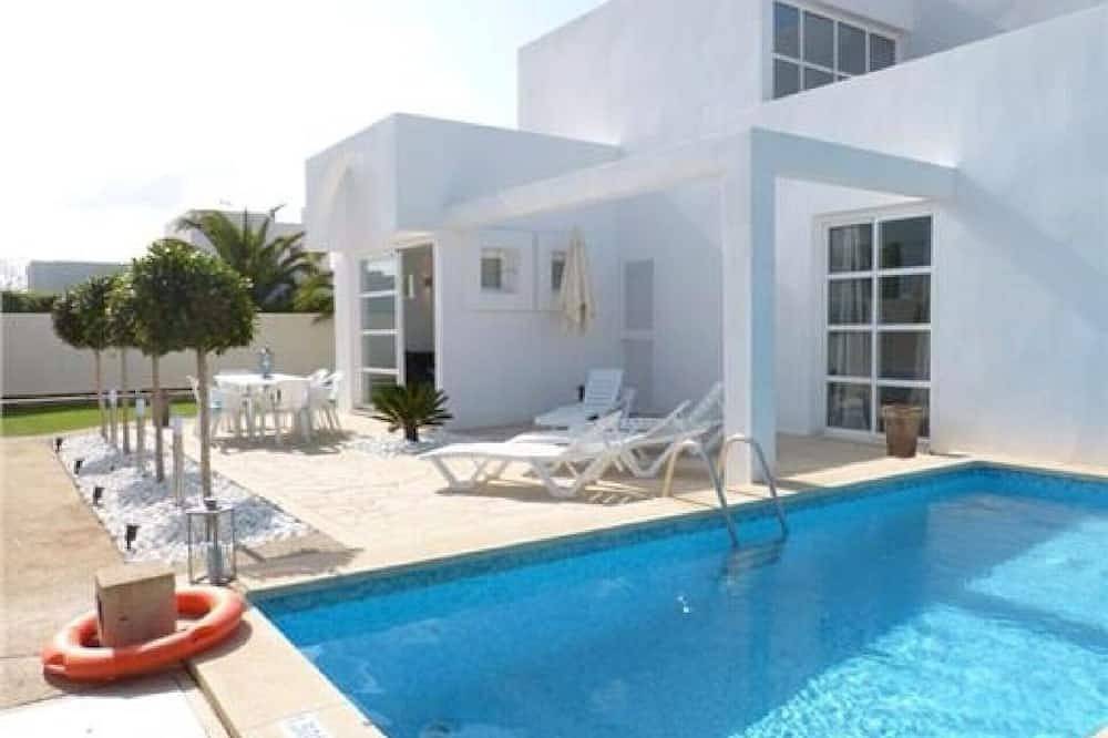 Feel-good and relaxing vacation for the whole family with pool in Can Picafort, Santa Margalida