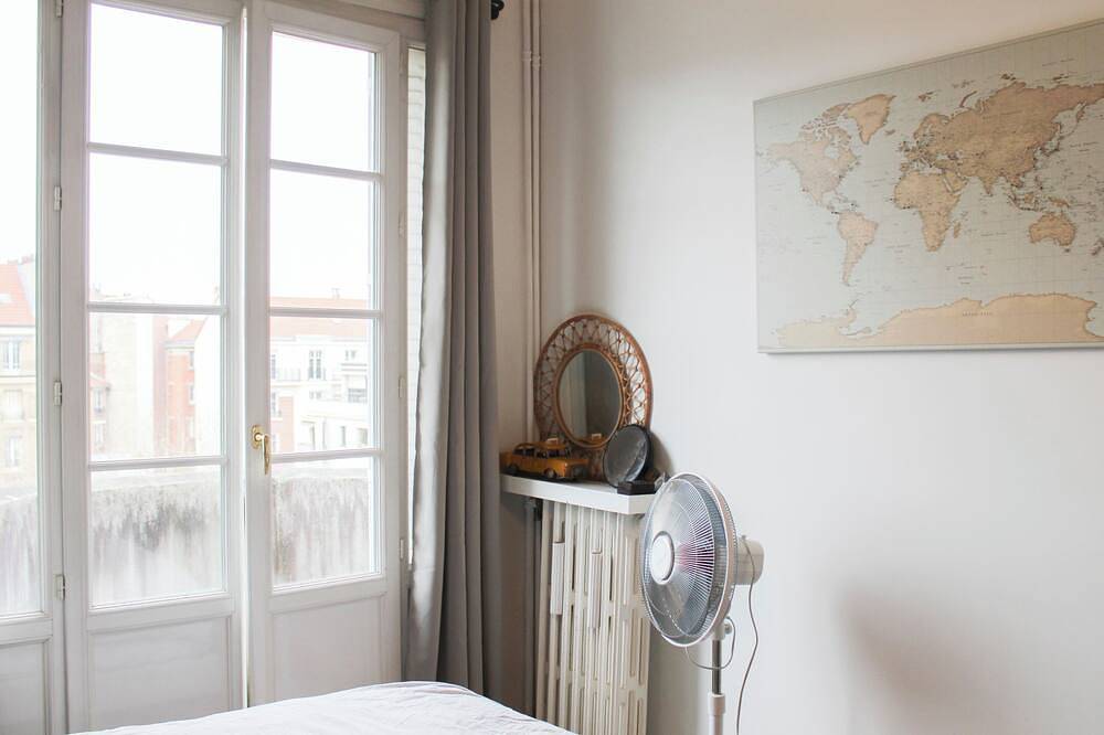 Entire apartment, Stay in an elegant apartment in Montrouge in Montrouge, Hauts-de-Seine