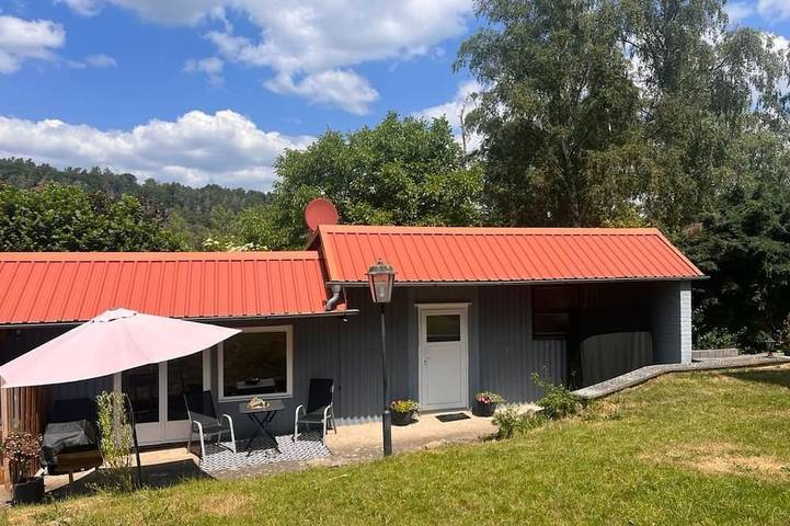 Bauernhof für 6 Personen, mit Garten und Pool, mit Haustier