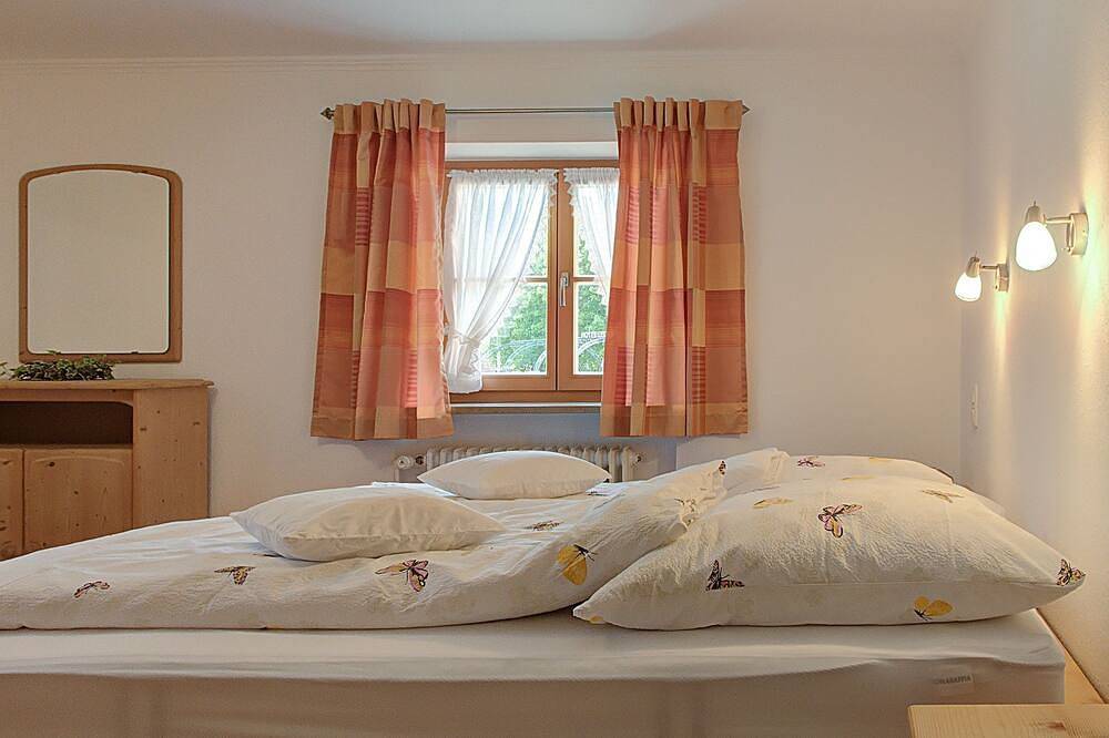 Entire apartment, Tegernsee - Ferienwohnungen Steixner in Bavarian Alps