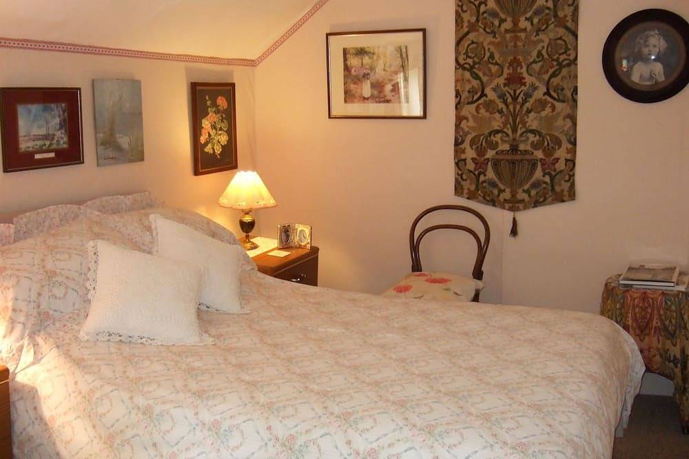 Norfolk, Cosy Beamed Cottage Close Sandy Beaches/Broadland. Peaceful Location. in Happisburgh, Norfolk