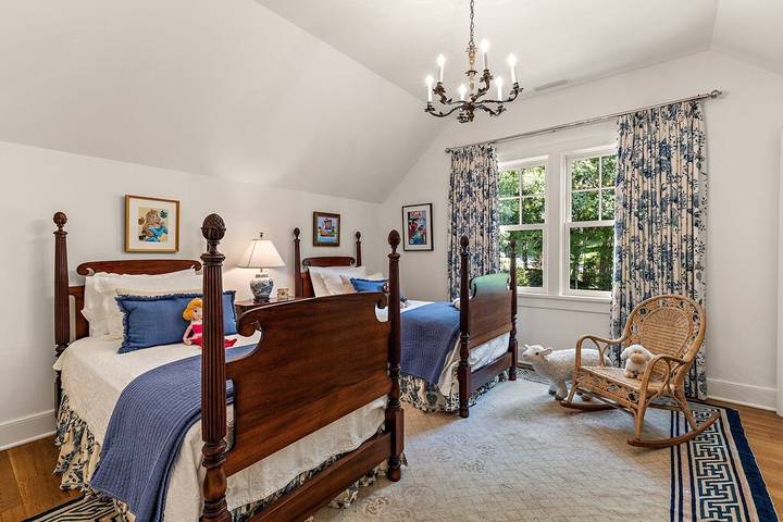 Vacation rental for 16 people, with hot tub and terrace in Banner Elk