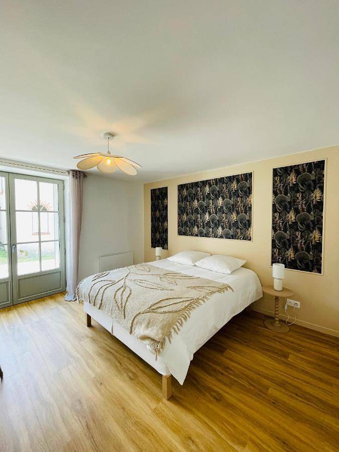 Appartement entier, Two-Bedroom Apartment in Huisseau-sur-Cosson, Sologne