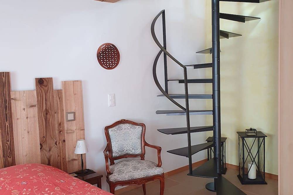 Maisonette with terrace and carport in District des Franches-Montagnes