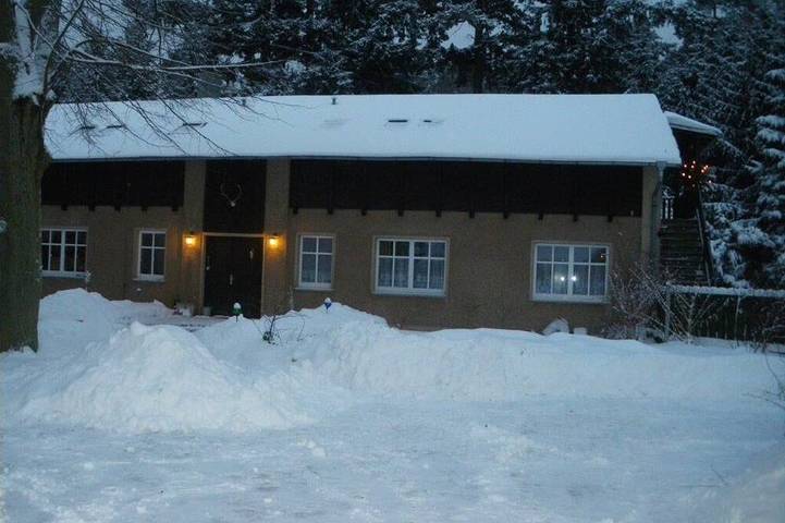 Ganze Wohnung, Forsthaus Metzelthin - Urlaub mit Hund in Klosterwalde, Templin