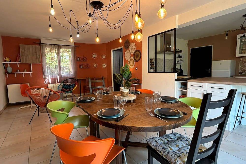 Villa Nectar ~ Garden ~ Parking ~ Air Conditioning in Beauzelle, Toulouse region