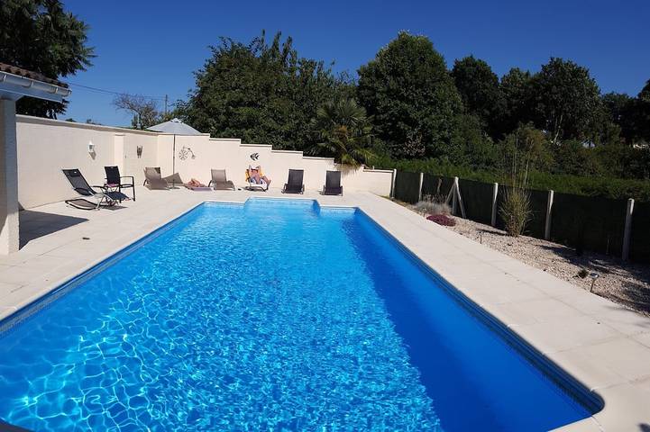 Cottage pour 7 personnes, avec jardin à Neuvicq