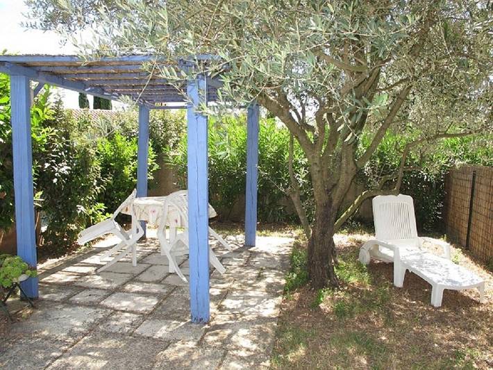 Gehele studio, Studio appartement 'Meublé' met gedeeld zwembad, privétuin en Wi-Fi in Lorgues, Draguignan en omgeving