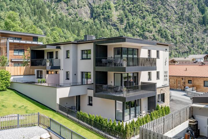 Ferienwohnung für 6 Personen, mit Terrasse und Sauna sowie Ausblick