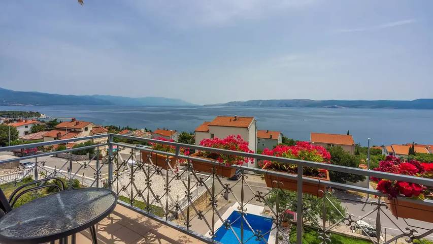 Gîte pour 5 personnes, avec piscine et jardin à Novi Vinodolski - 4