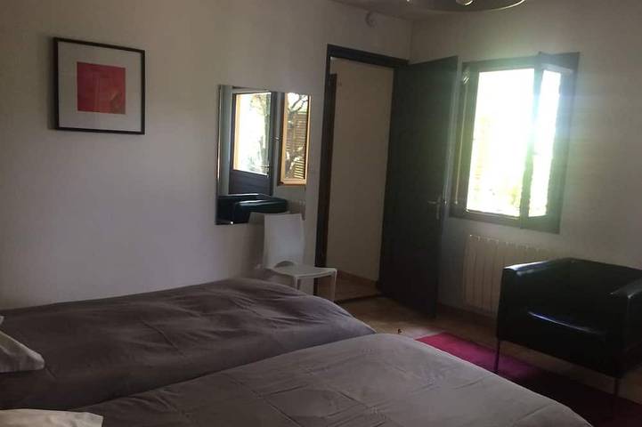Location de vacances pour 2 personnes, avec terrasse et jardin à Annecy-le-Vieux - 3