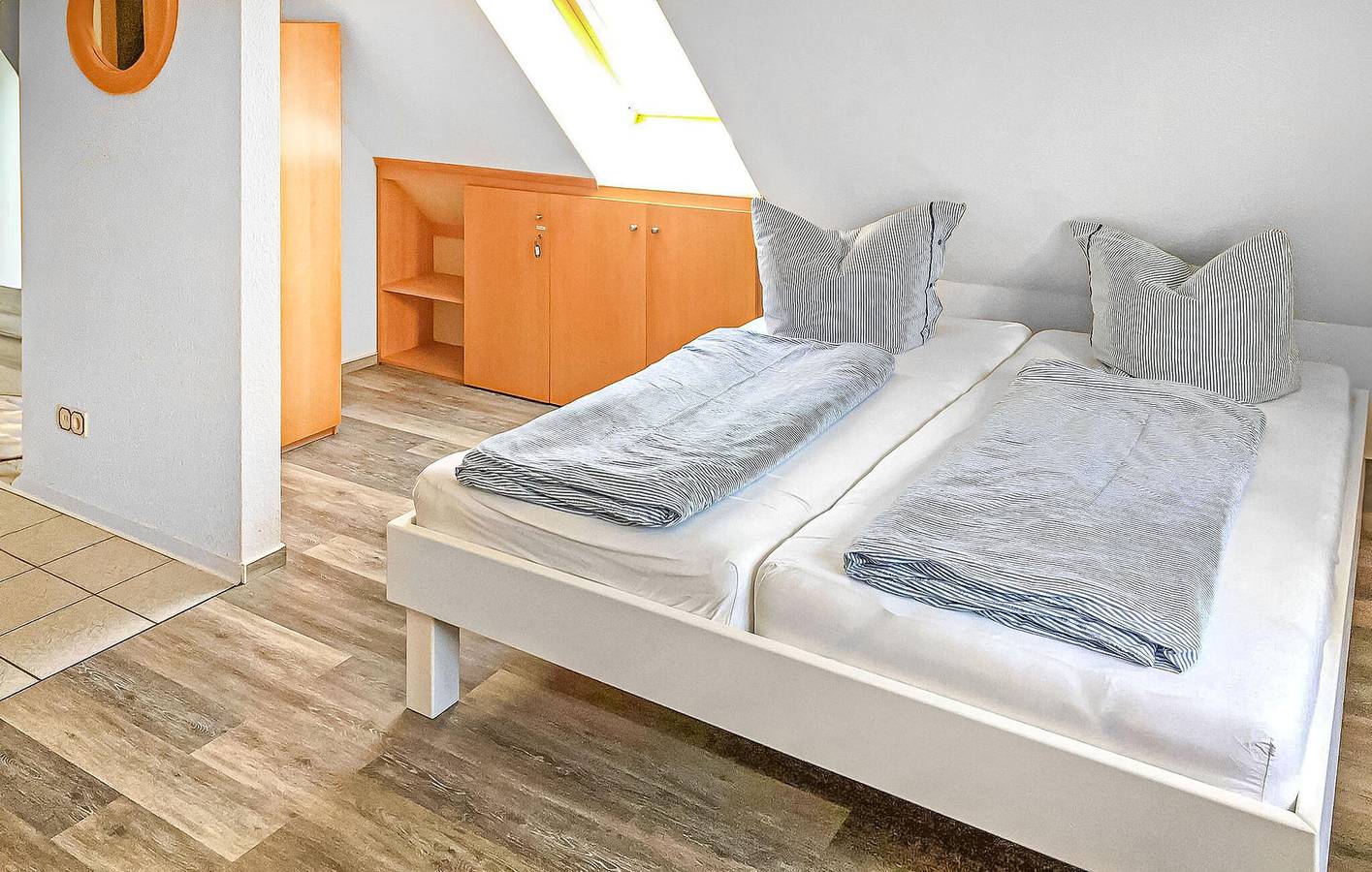 Appartement de vacances entier, Appartement confortable près de la plage surveillée - TV, Parking, Internet in Ueckermünde, Lagune de Szczecin