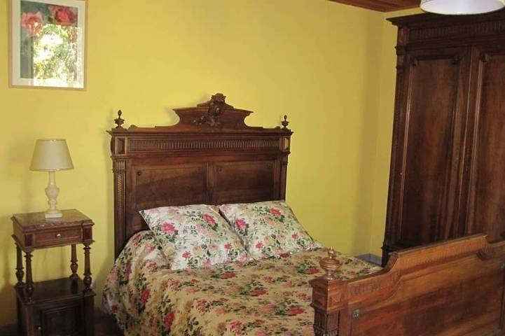 Location de vacances pour 7 personnes, avec terrasse et jardin dans Sabres - 2