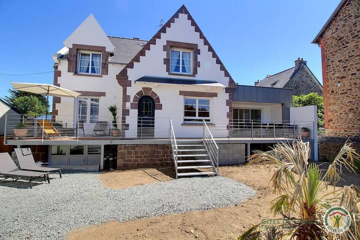 Gîte pour 6 personnes, avec terrasse et jardin à Pléneuf-Val-André - 4