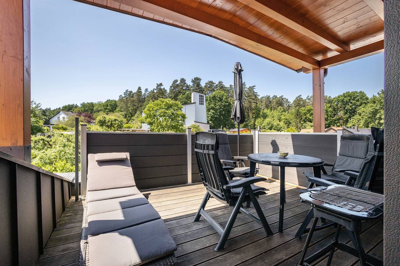 Apartamento entero, Apartamento 'Luna' con vistas a la montaña, Wi-Fi y aire acondicionado in Bindlach, Frankenalb